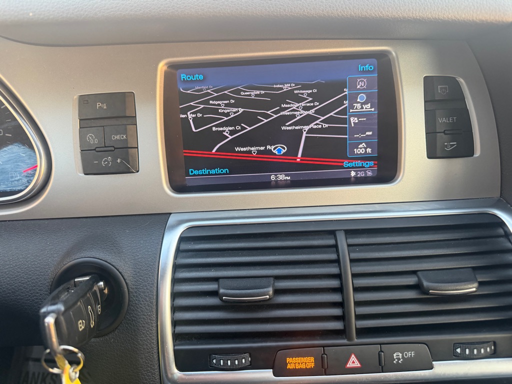 Photo 23 of this AUDI Q7