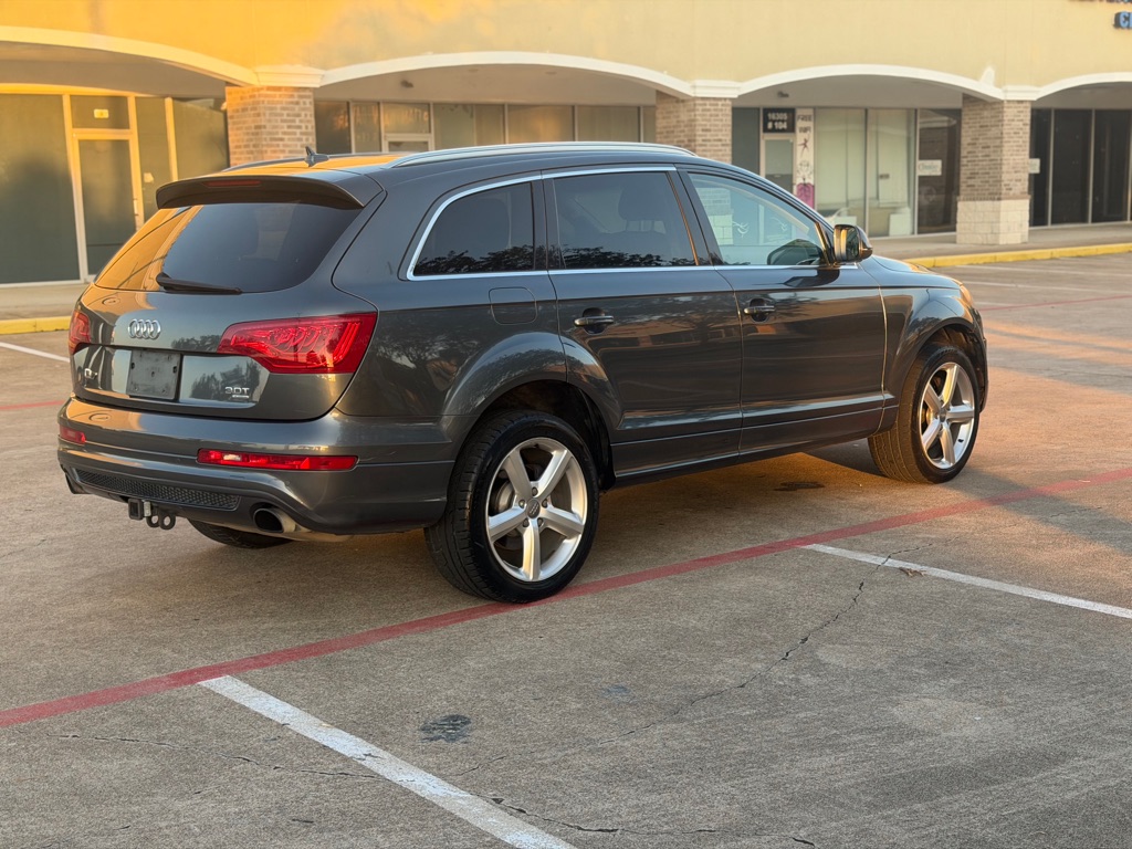 Photo 6 of this AUDI Q7