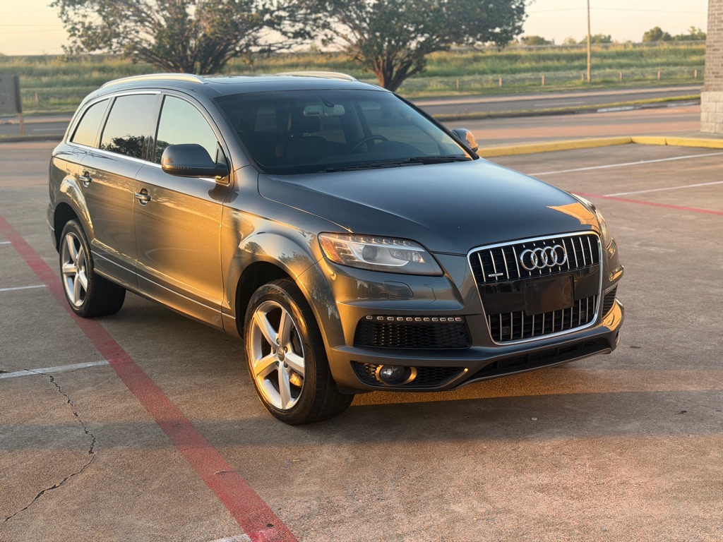 Photo 3 of this AUDI Q7