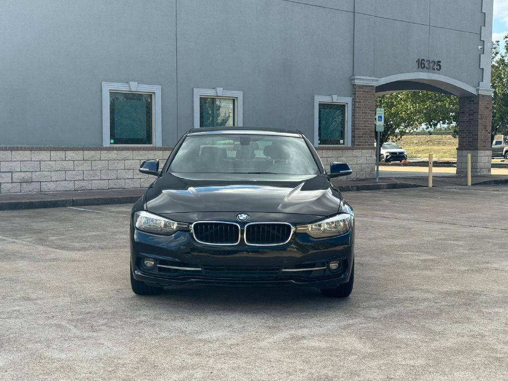 Photo 2 of this BMW 328