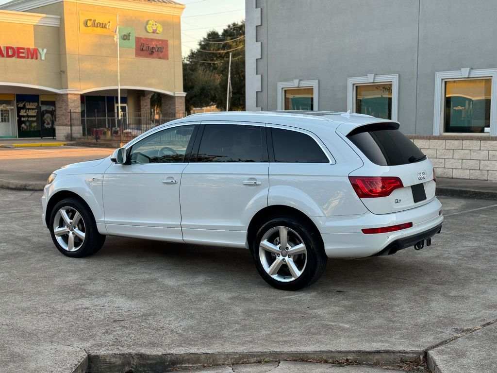 Photo 12 of this AUDI Q7