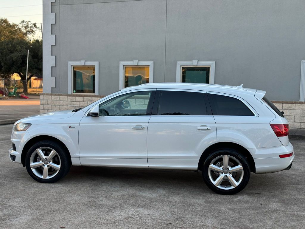 Photo 13 of this AUDI Q7