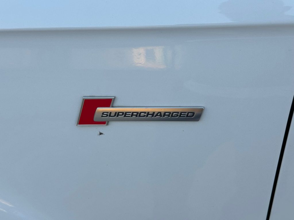 Photo 15 of this AUDI Q7