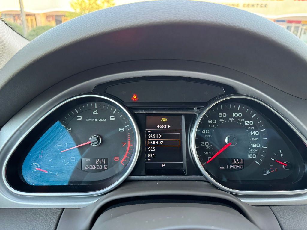 Photo 28 of this AUDI Q7