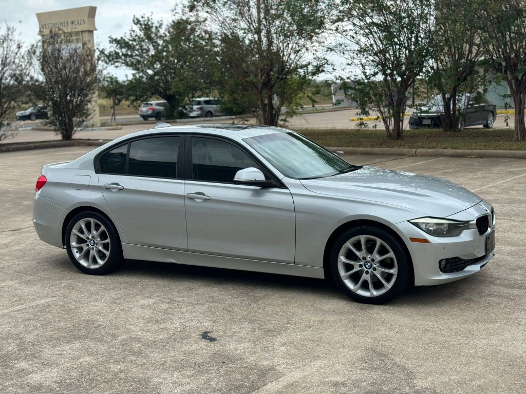 Photo 7 of this BMW 320