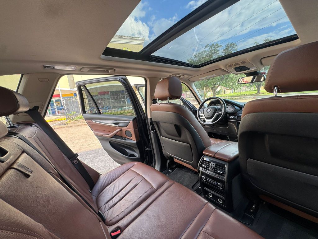 Photo 18 of this BMW X5