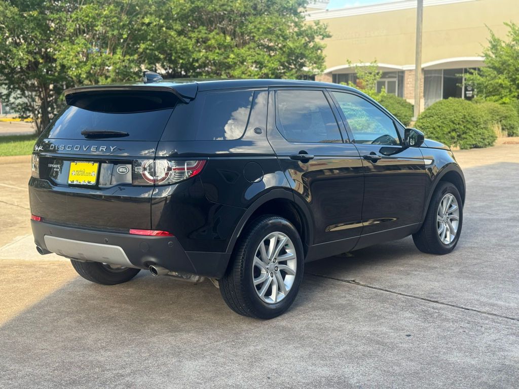 Photo 5 of this LAND ROVER DISCOVERY SPORT