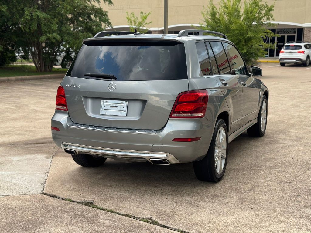 Photo 6 of this MERCEDES-BENZ GLK