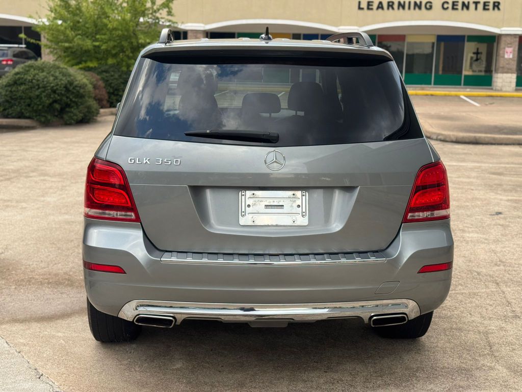 Photo 8 of this MERCEDES-BENZ GLK