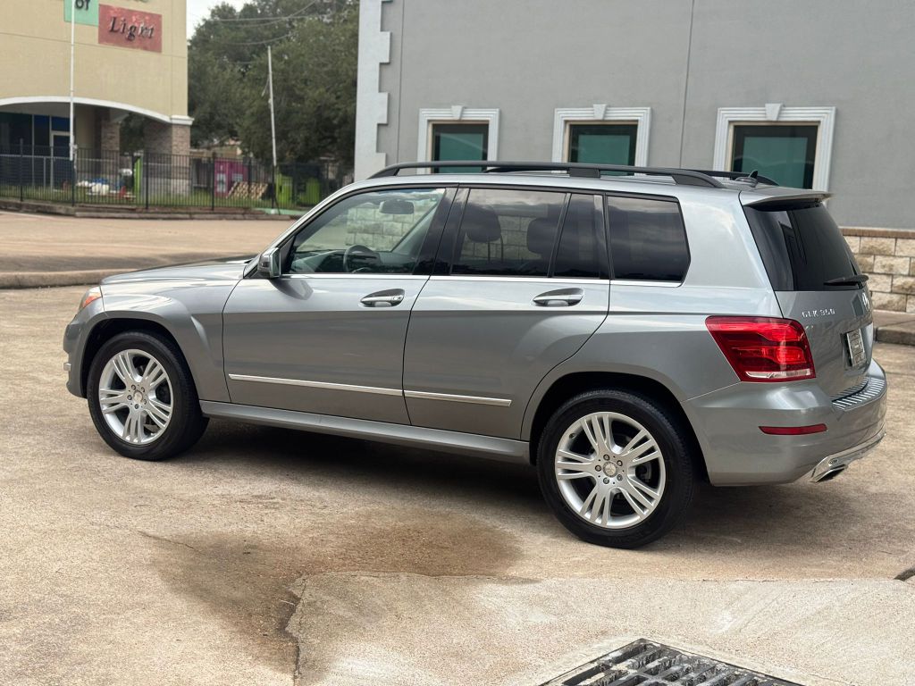 Photo 10 of this MERCEDES-BENZ GLK
