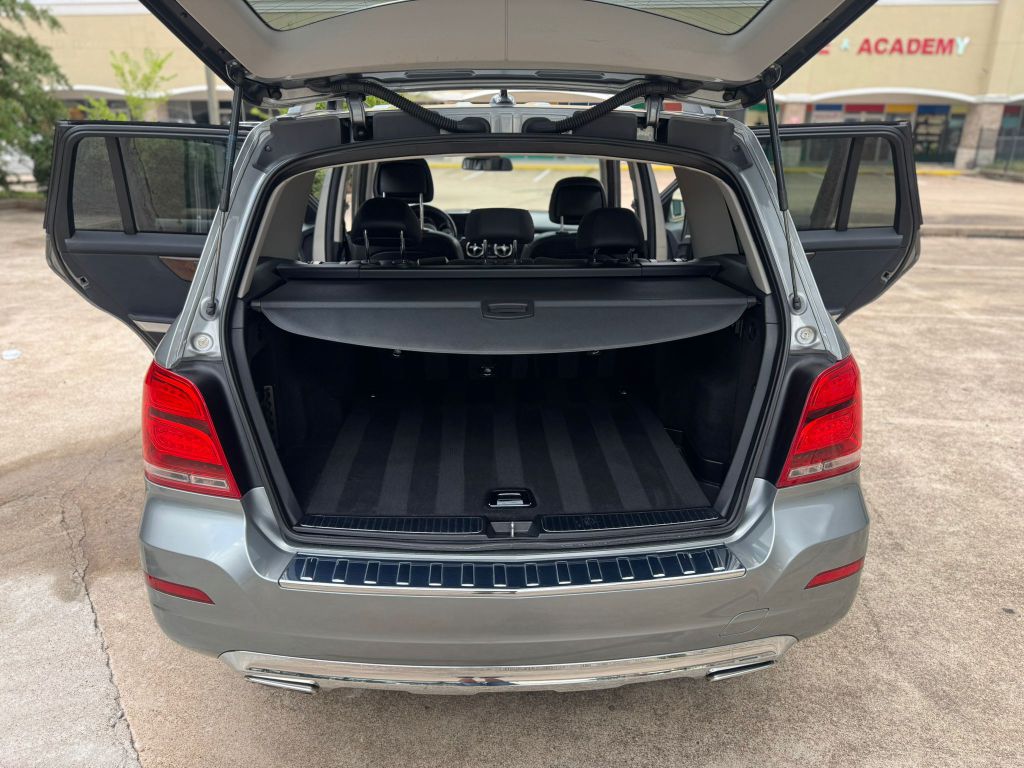 Photo 15 of this MERCEDES-BENZ GLK