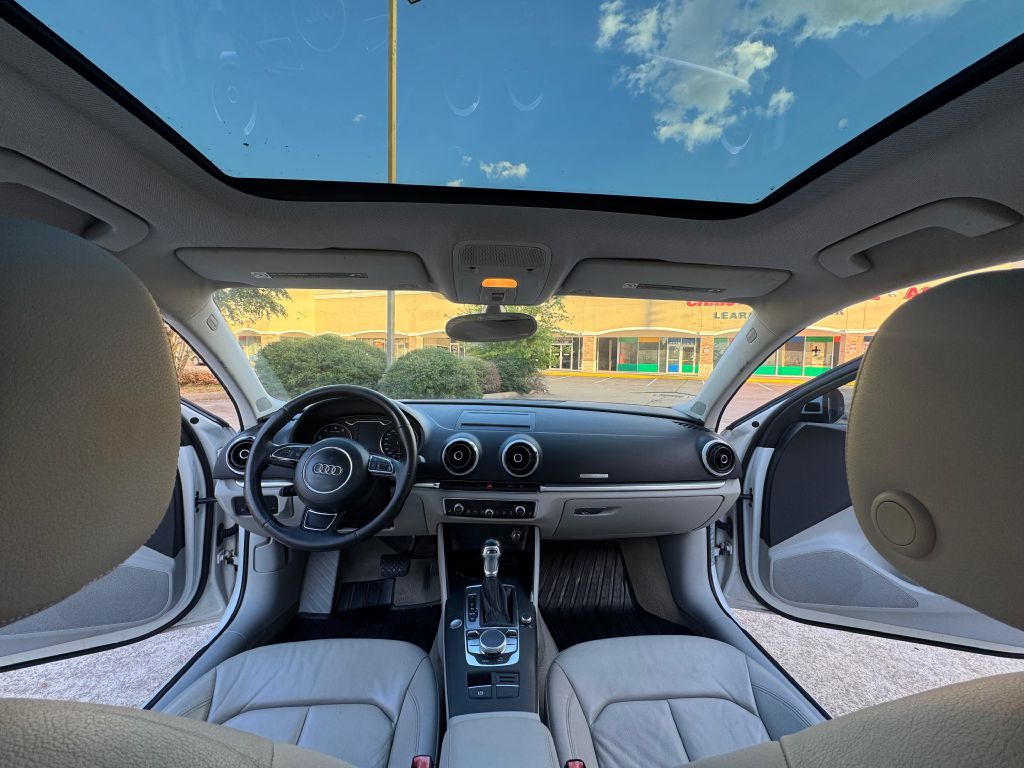 Photo 16 of this AUDI A3