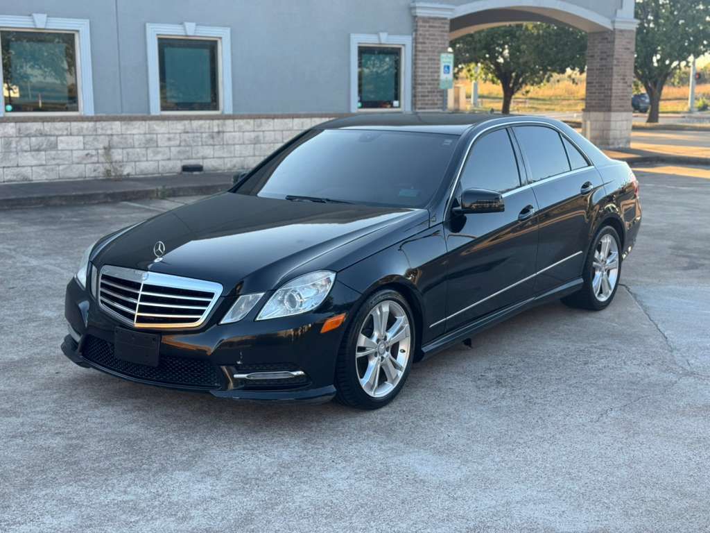 2013 MERCEDES-BENZ E-CLASS