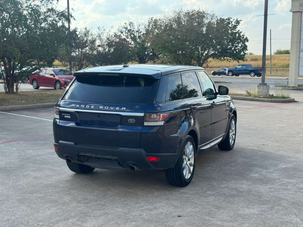 Photo 8 of this LAND ROVER RANGE ROVER SPO