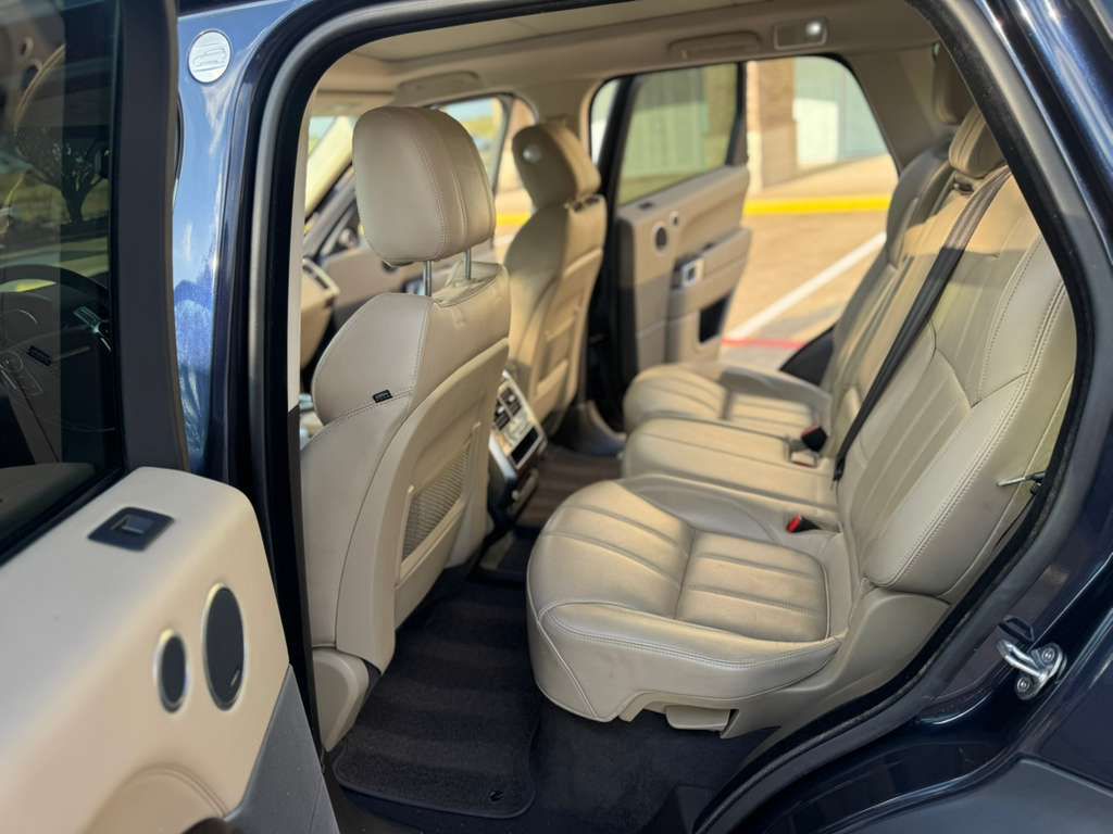 Photo 17 of this LAND ROVER RANGE ROVER SPO