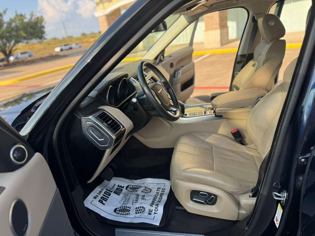 Photo 18 of this LAND ROVER RANGE ROVER SPO