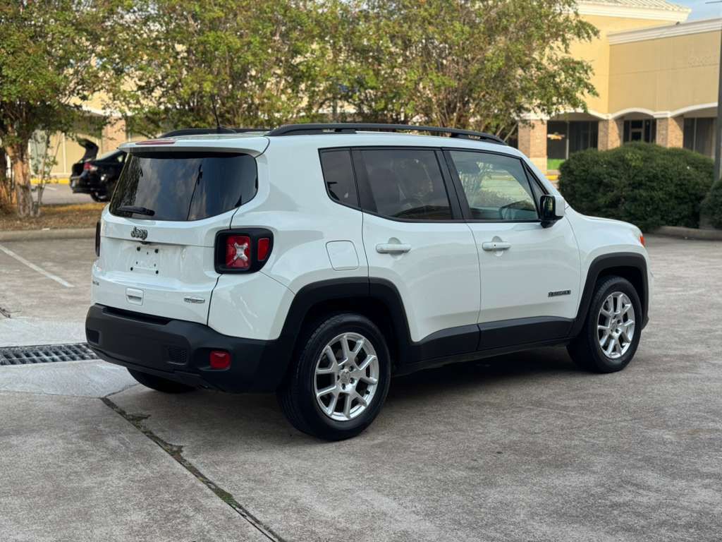 Photo 6 of this JEEP RENEGADE