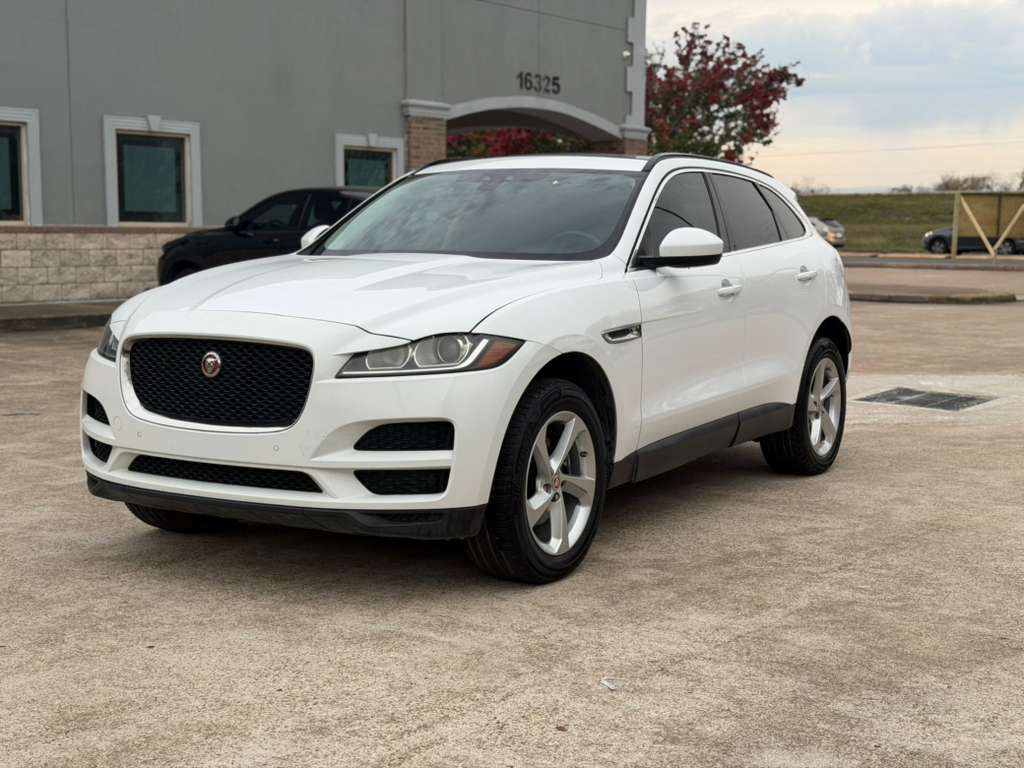 2019 JAGUAR F-PACE