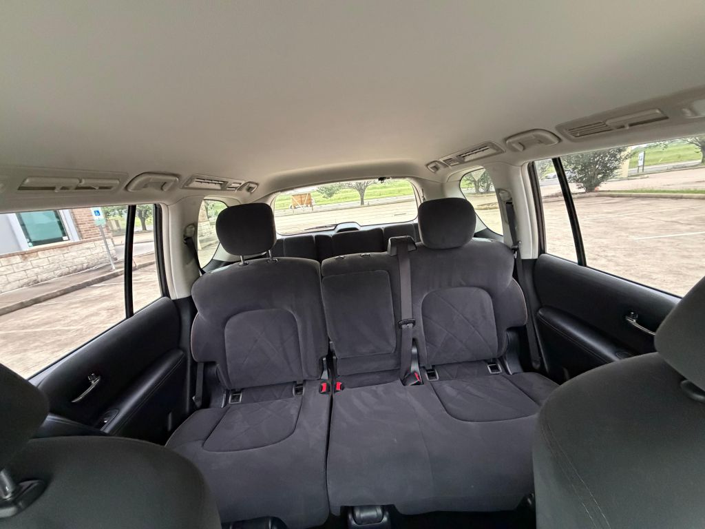 Photo 17 of this NISSAN ARMADA
