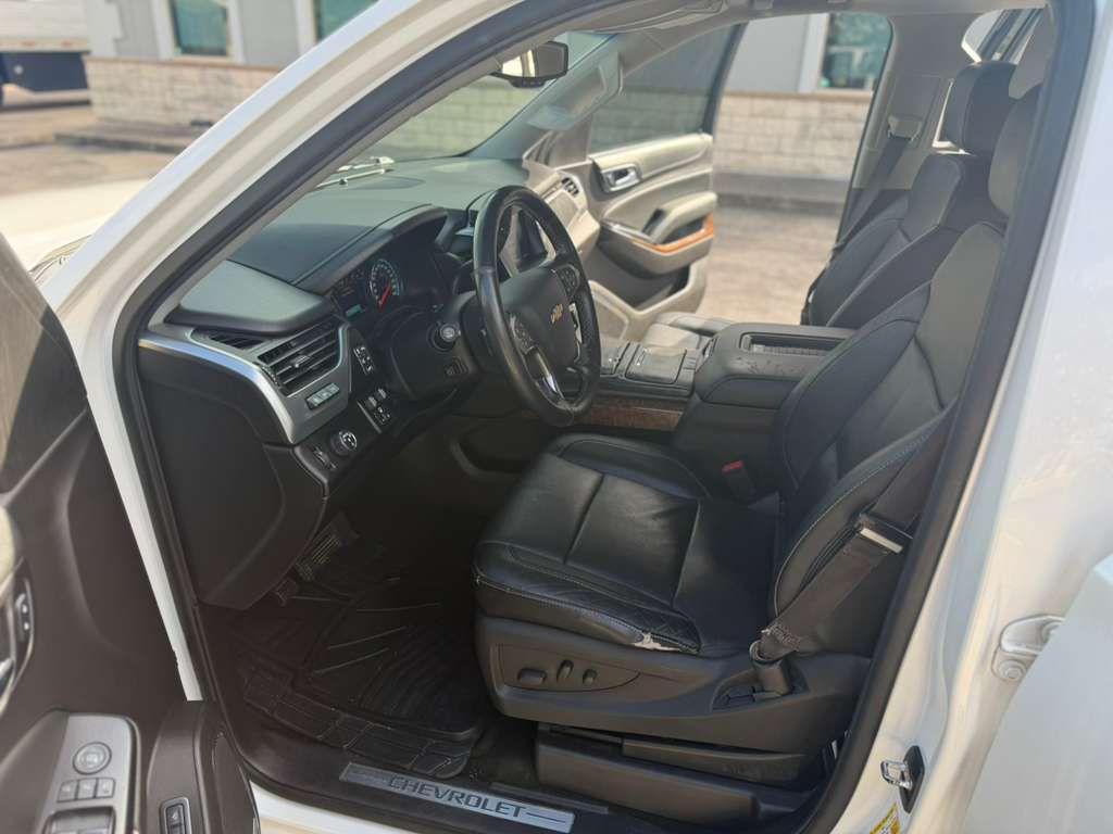Photo 12 of this CHEVROLET SUBURBAN