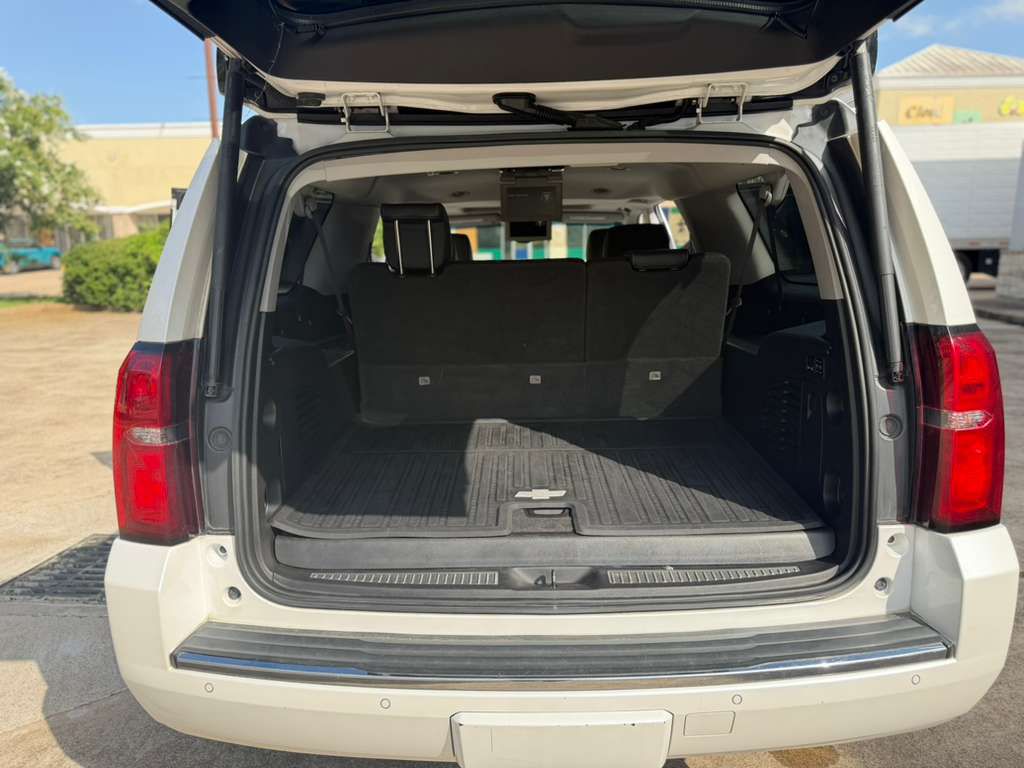 Photo 15 of this CHEVROLET SUBURBAN