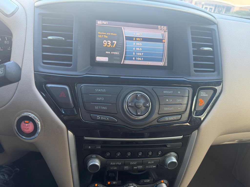 Photo 20 of this NISSAN PATHFINDER