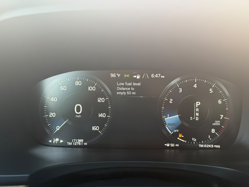 Photo 19 of this VOLVO S90