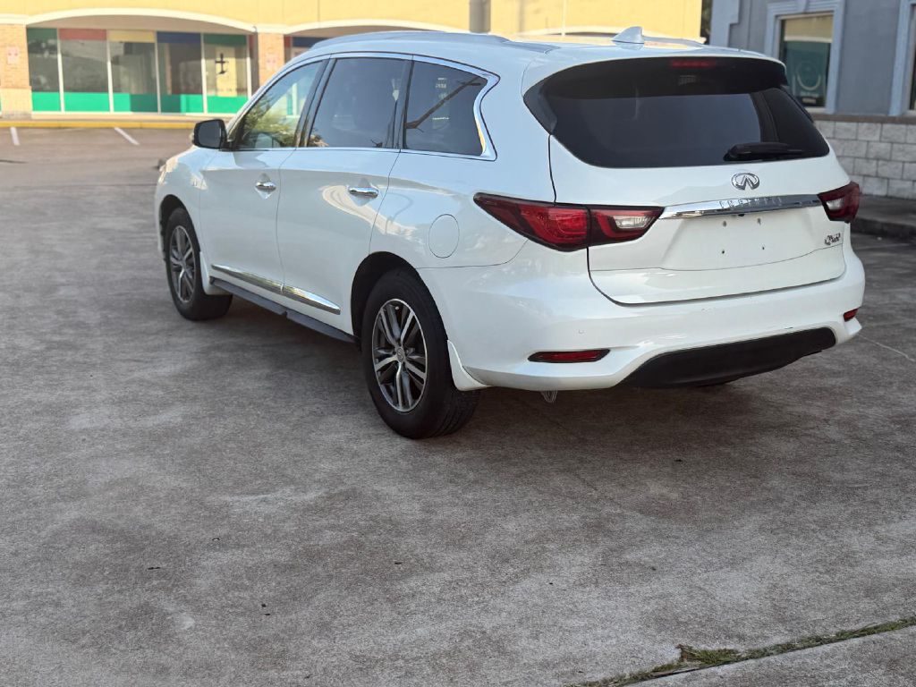 Photo 7 of this INFINITI QX60