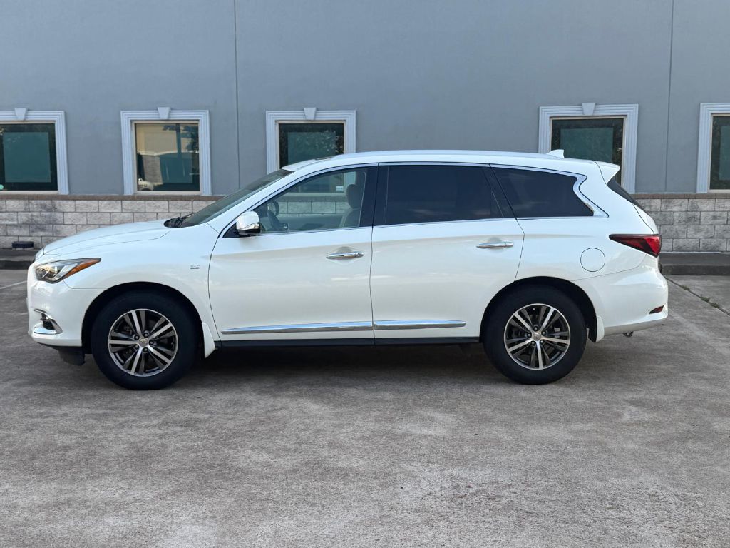 Photo 9 of this INFINITI QX60