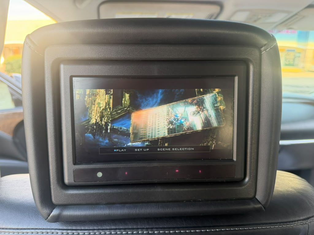 Photo 19 of this INFINITI QX80