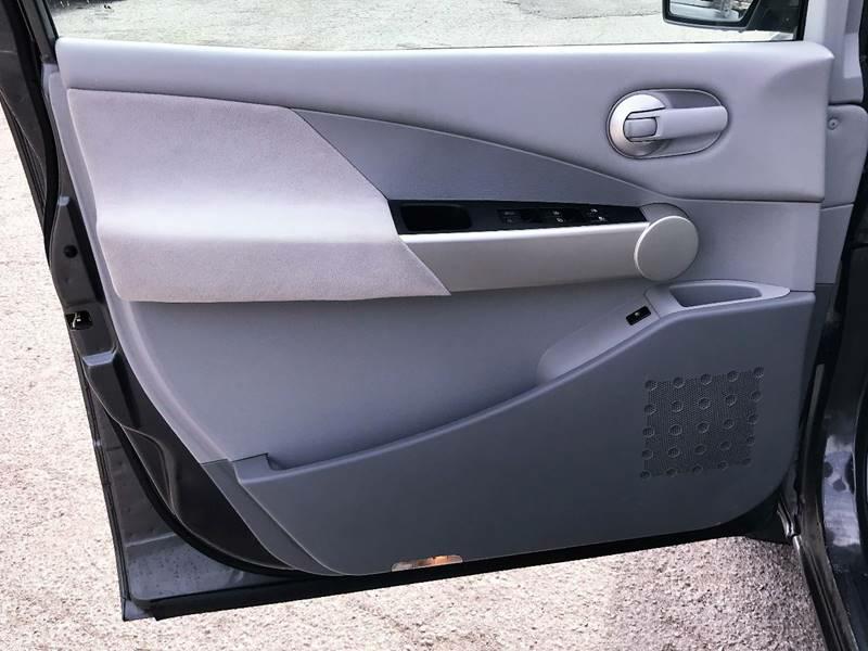 Photo 10 of this NISSAN QUEST