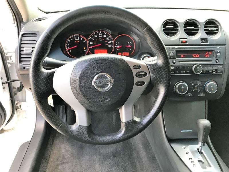 Photo 14 of this NISSAN ALTIMA