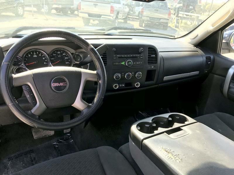 Photo 16 of this GMC SIERRA 1500
