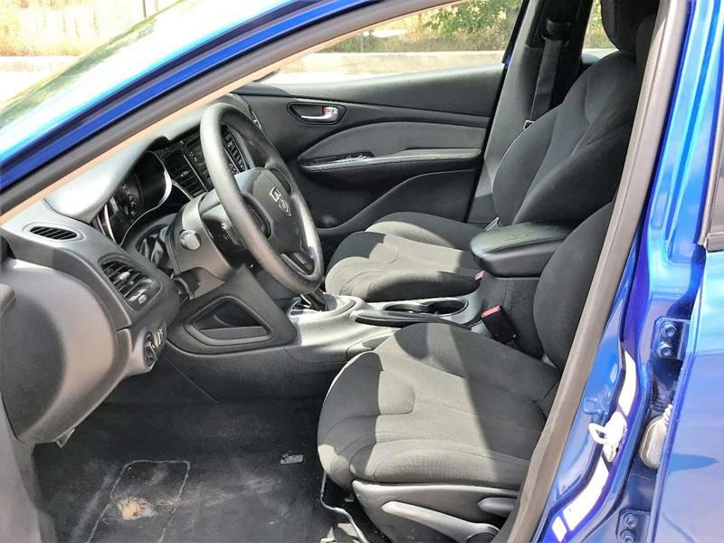 Photo 14 of this DODGE DART