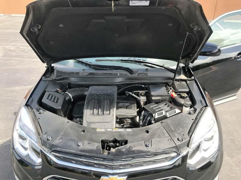 Photo 9 of this CHEVROLET EQUINOX