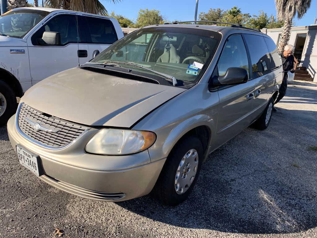 CHRYSLER TOWN & COUNTRY 2002 CHRYSLER TOWN & COUNTRY 2C4GP34312R581405