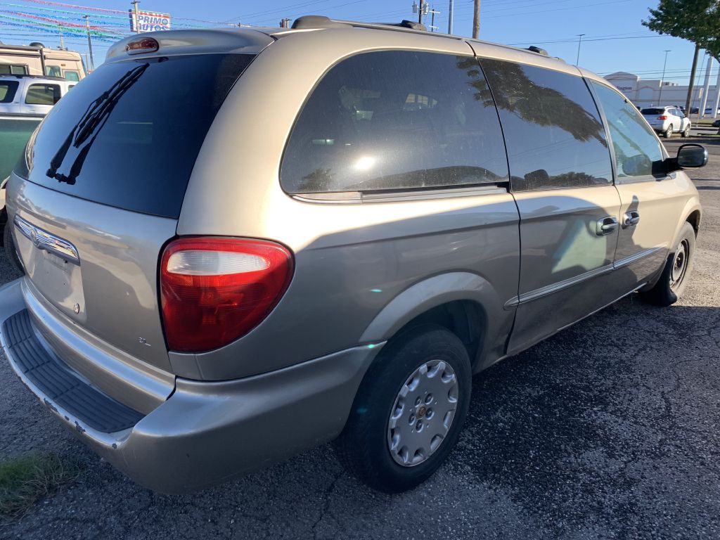 CHRYSLER TOWN & COUNTRY 2002 CHRYSLER TOWN & COUNTRY 2C4GP34312R581405