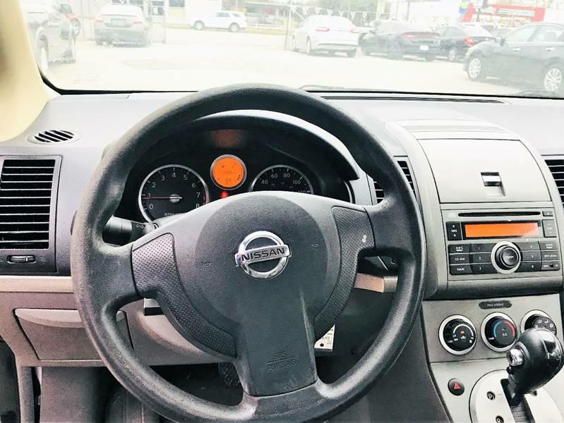 Photo 13 of this NISSAN SENTRA