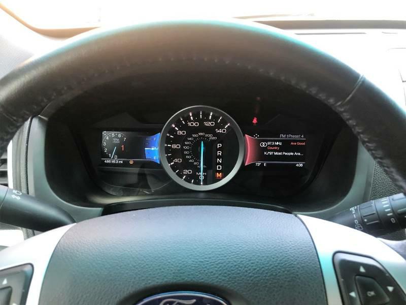 Photo 20 of this FORD EXPLORER