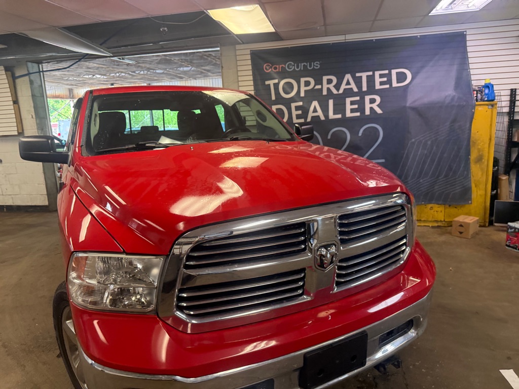 Photo 2 of this RAM 1500