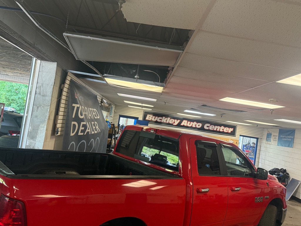 Photo 16 of this RAM 1500