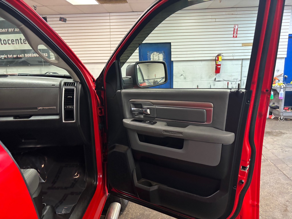 Photo 57 of this RAM 1500