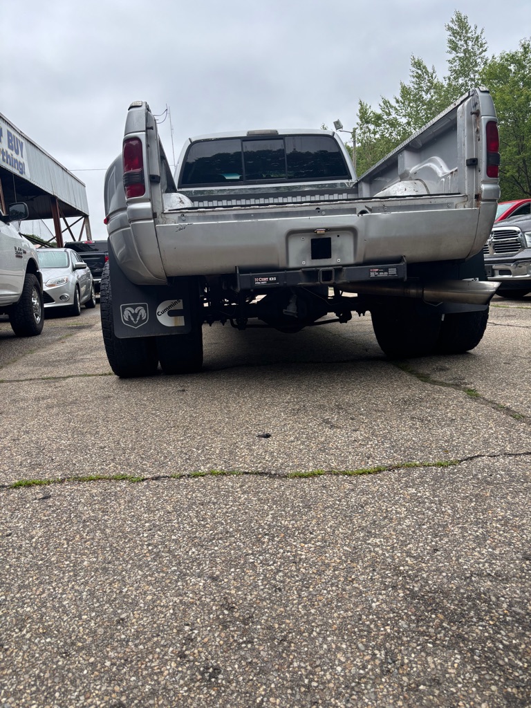 Photo 11 of this DODGE RAM 3500