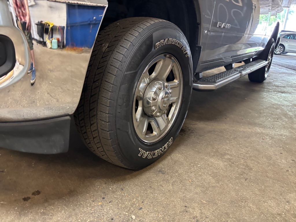 Photo 19 of this RAM 2500