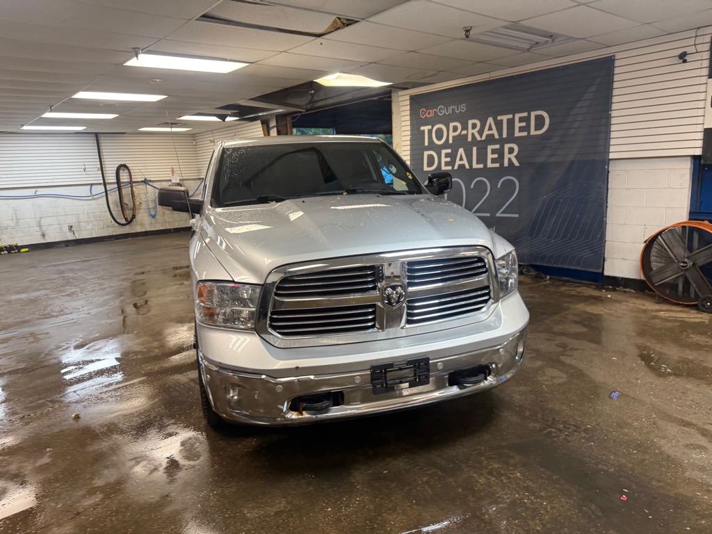 Photo 25 of this RAM 1500 CLASSIC
