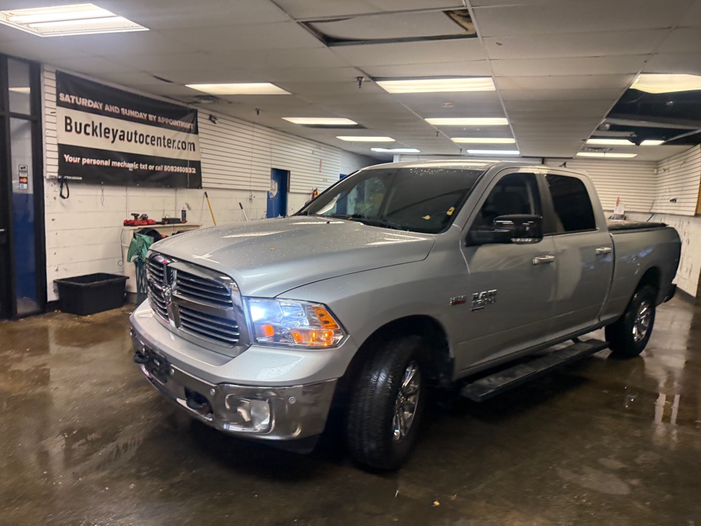 Photo 38 of this RAM 1500 CLASSIC