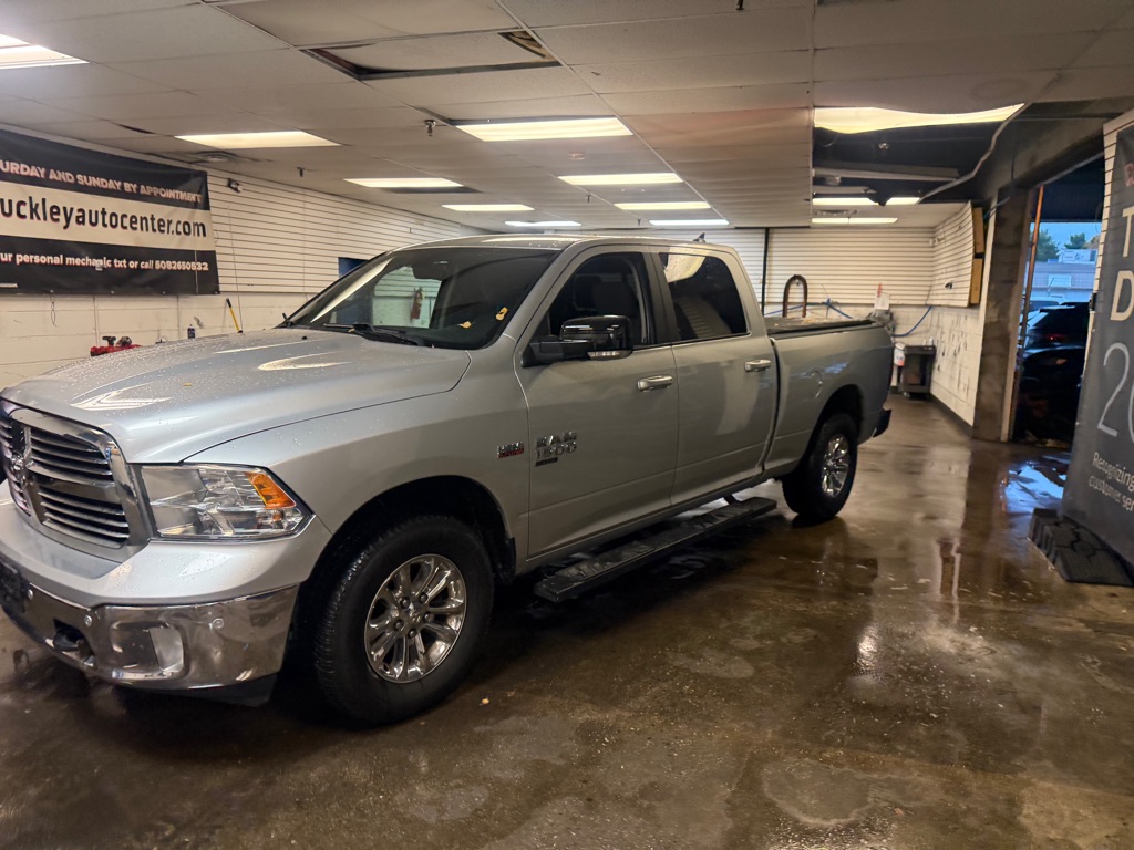 Photo 4 of this RAM 1500 CLASSIC