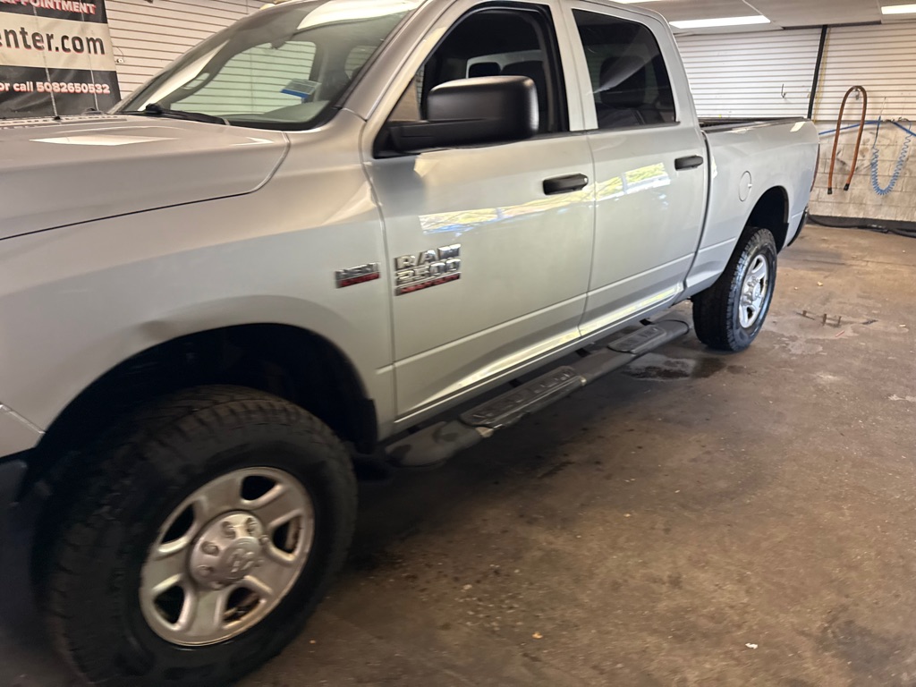 Photo 17 of this RAM 2500