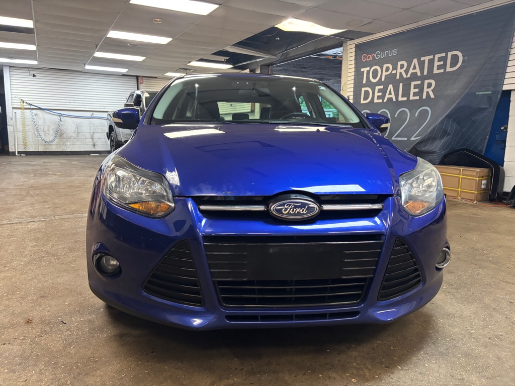 Photo 4 of this FORD FOCUS
