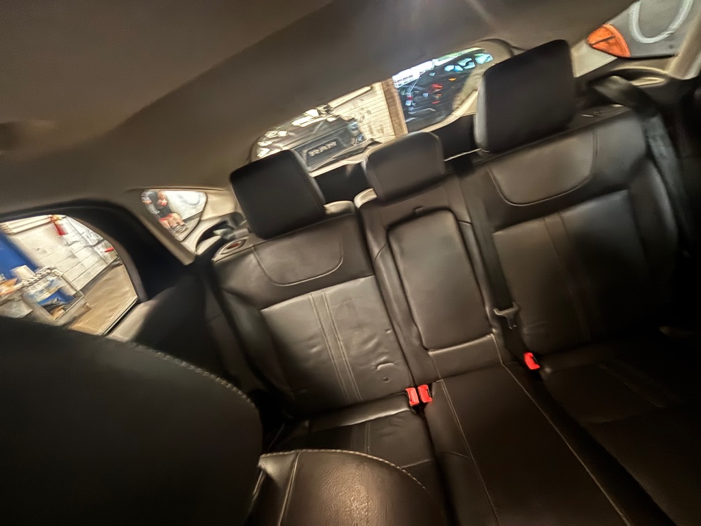 Photo 53 of this FORD FOCUS